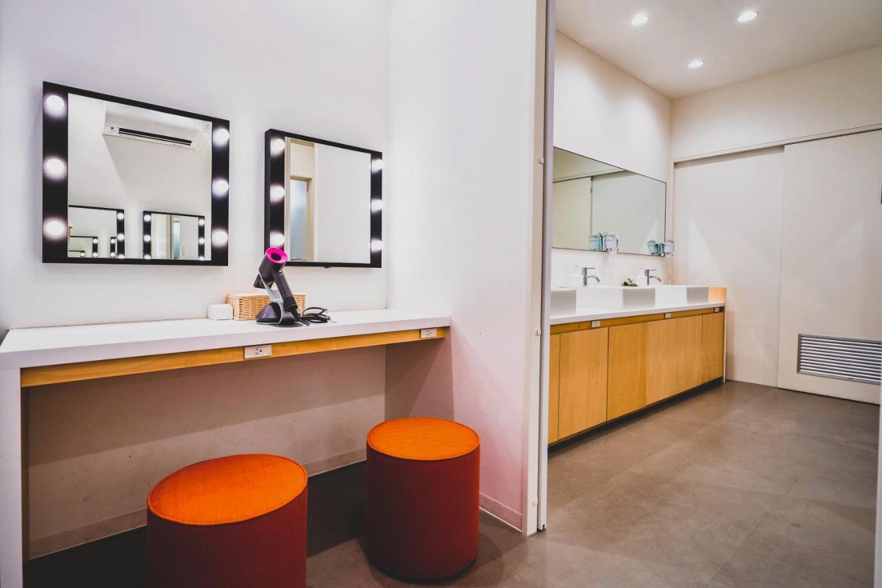 Catalyst Art Hotel Осака Екстериор снимка